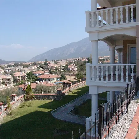 Apartman Thera Complex Studio Apartments *