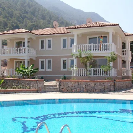 Thera Complex Studio Apartments *
