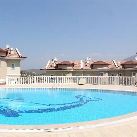 Thera Complex Studio Apartments * فتحية